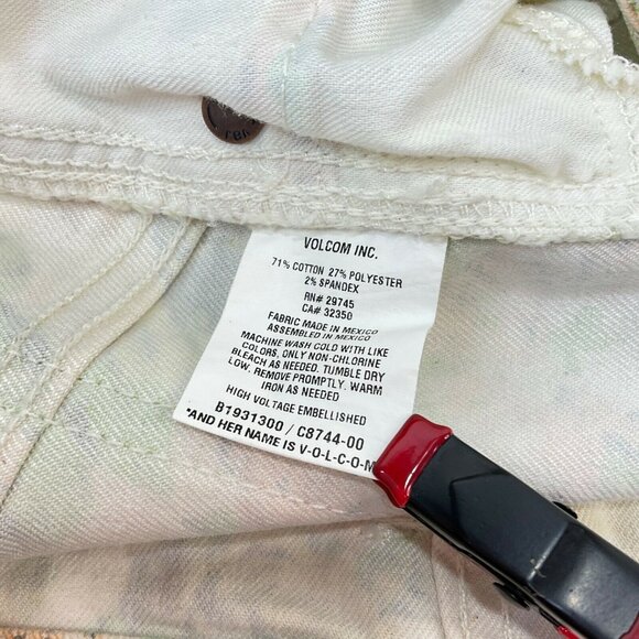 Volcom Floral High Voltage Booty Low Rise Frayed Hem shorts Size 7 - Picture 6 of 7